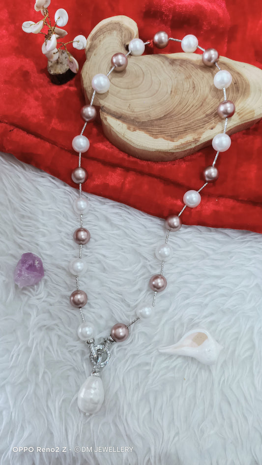 Neckpiece