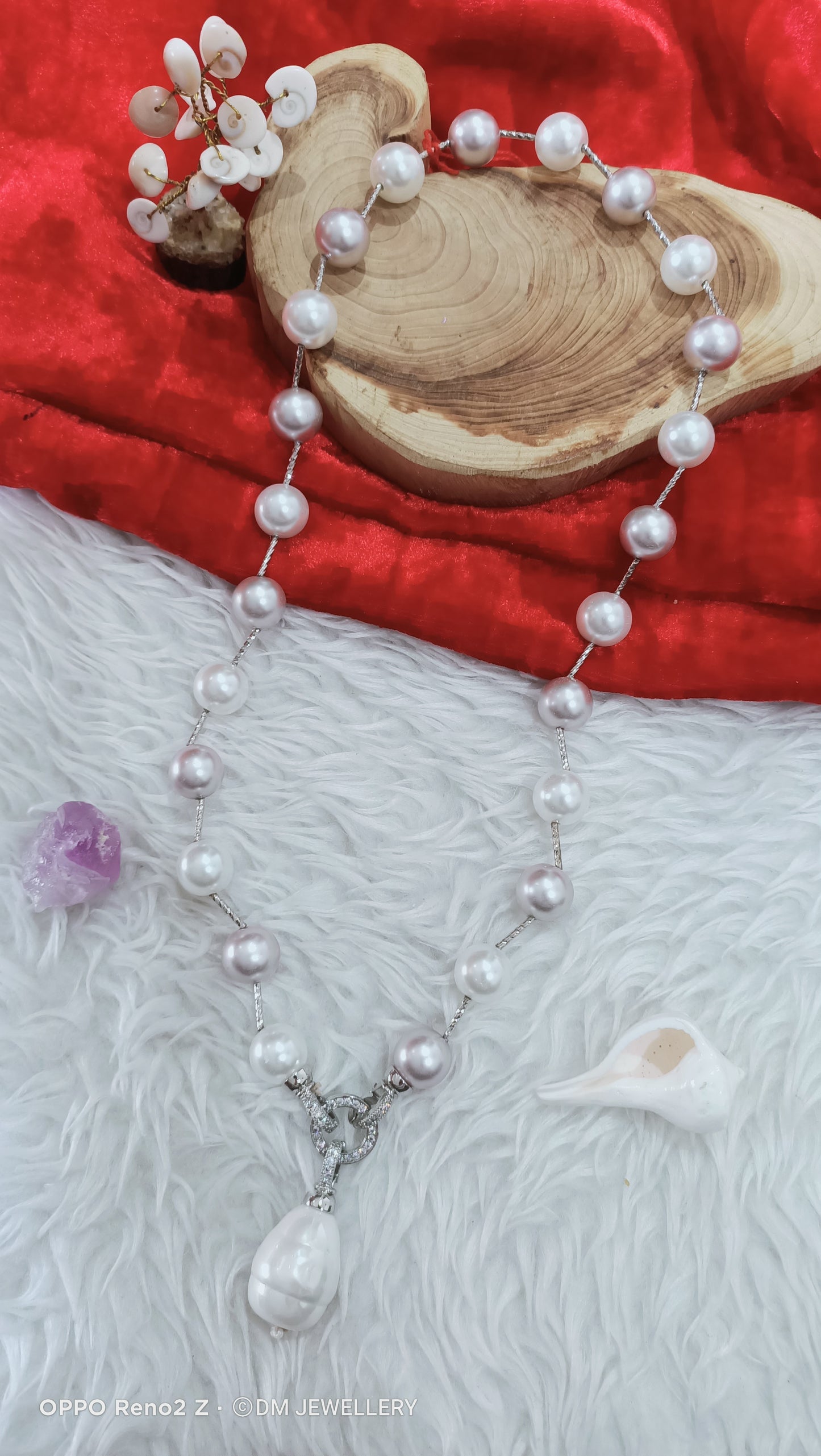 Neckpiece
