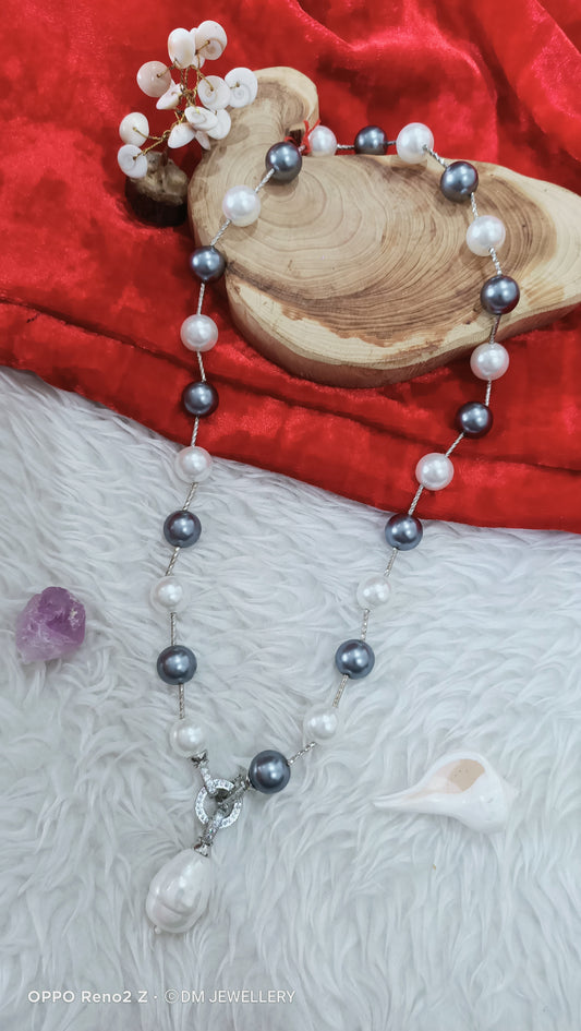 Neckpiece
