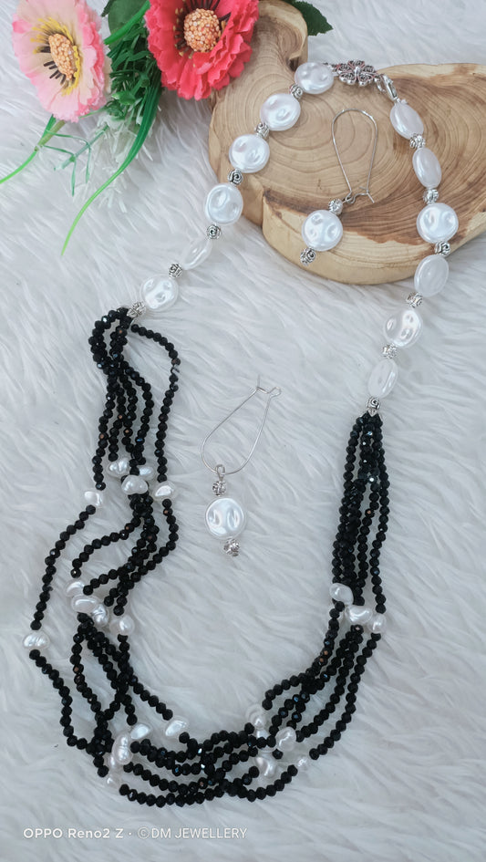 Nacklace