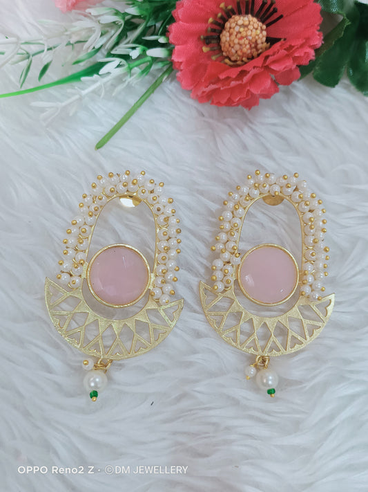 Gold polish Earring