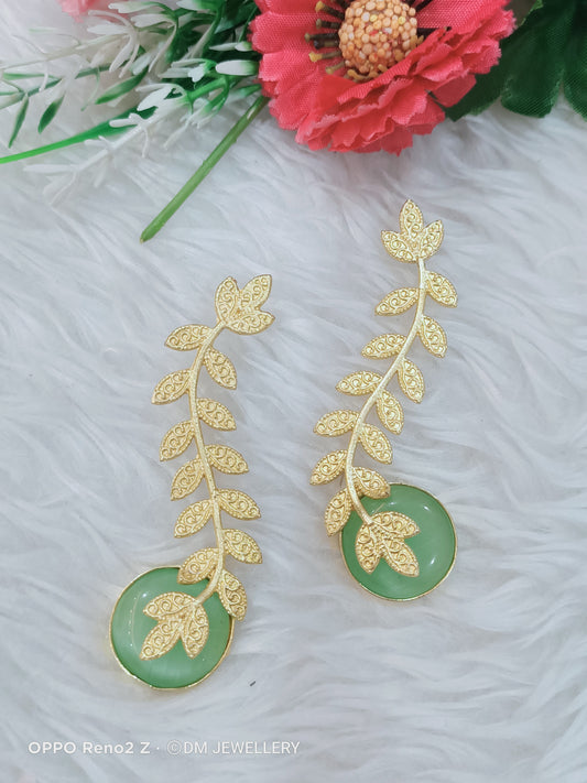 Gold polish Earring