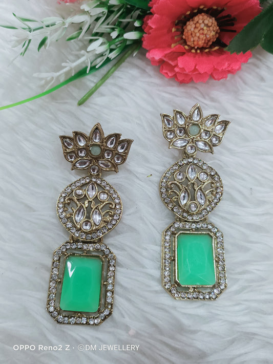 Mahendi polish Earring