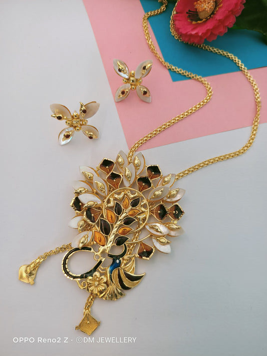 Pendant Earring Set
