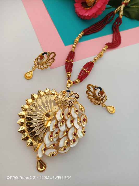 Pendant Earring Set