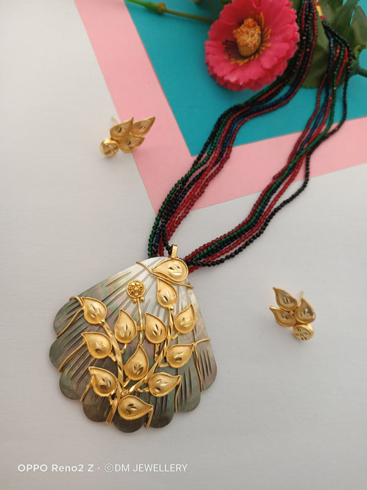 Pendant Earring Set