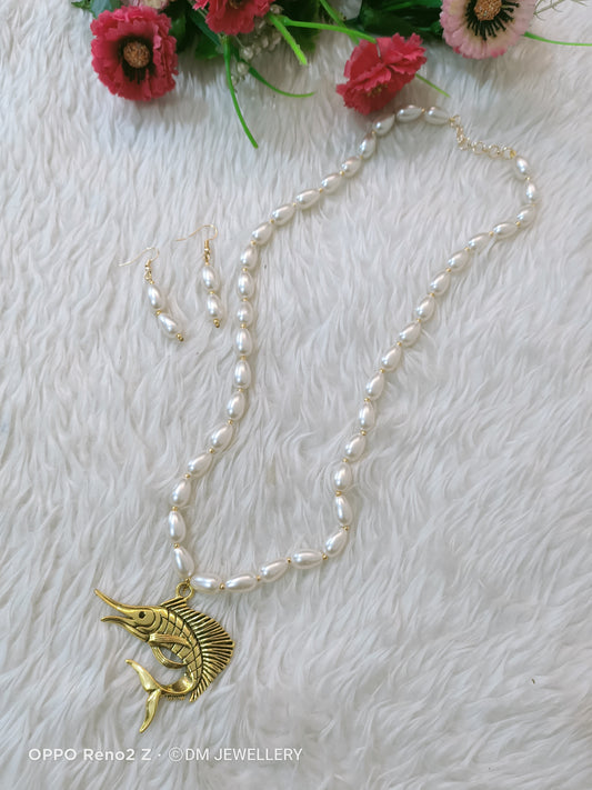 Fancy pearl Nackpiece