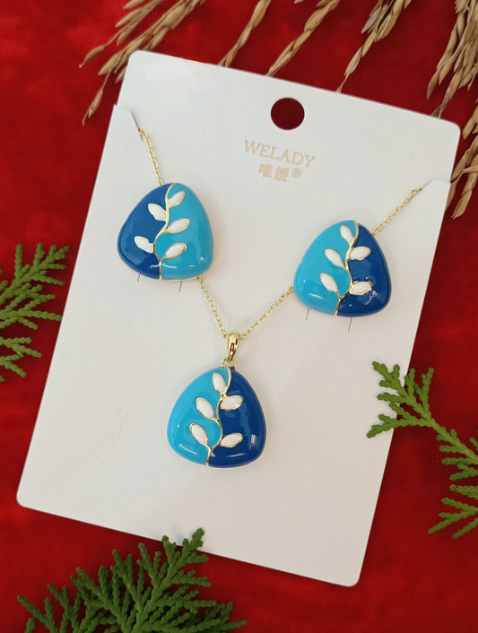 Pendant Chain Earring