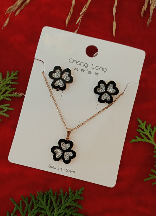 Pendant Chain Earring