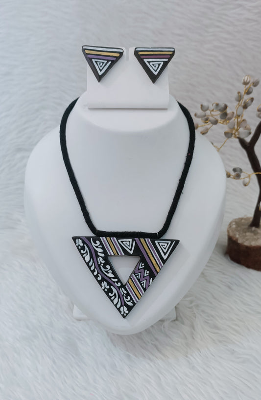 Thread Neckpiece