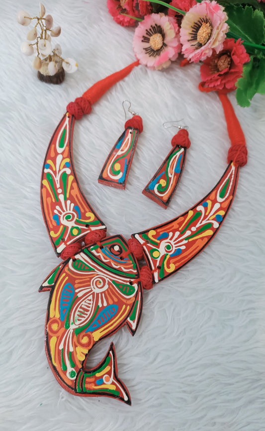 Thread Neckpiece
