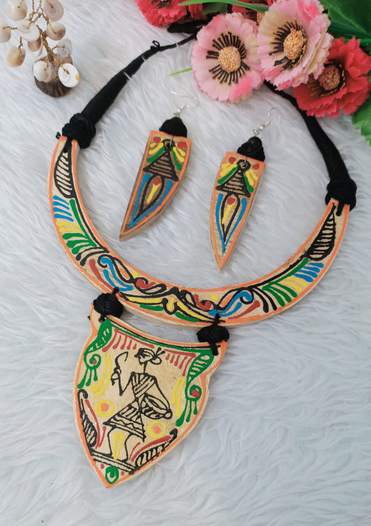 Thread Neckpiece