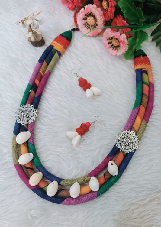 Thread Necklace