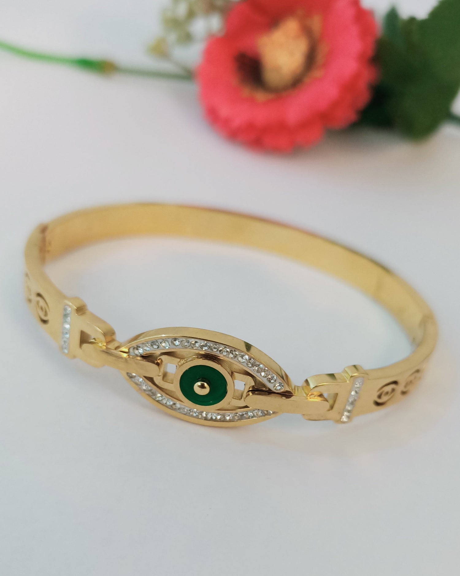 Antitarnish Kada