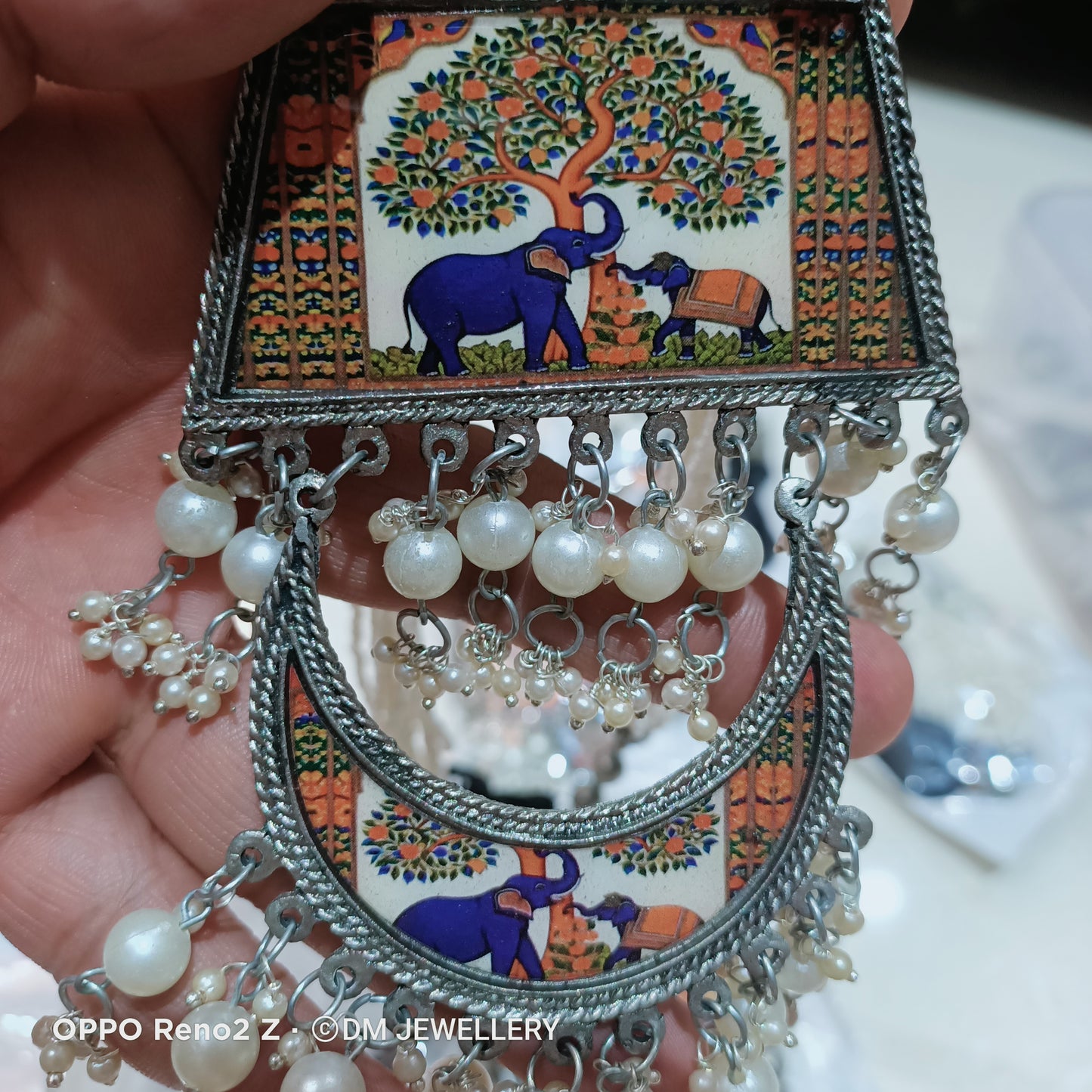 Afghani Nackpiece