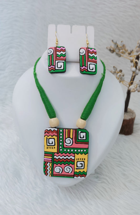 Thread Neckpiece