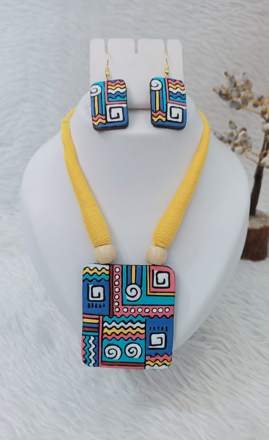 Thread Neckpiece