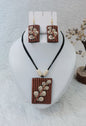 Thread Neckpiece